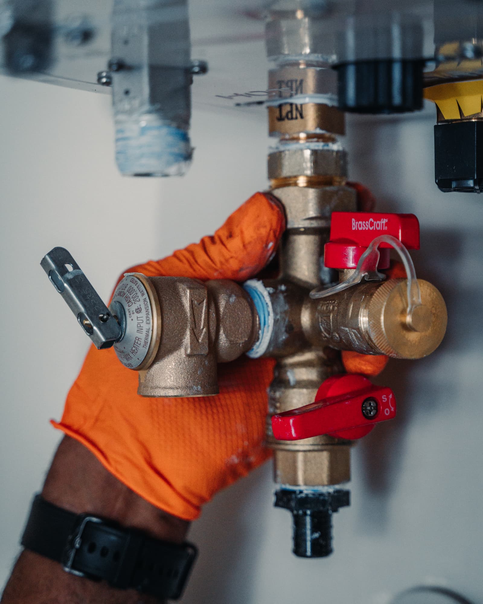 How Does a Tankless Water Heater Work?